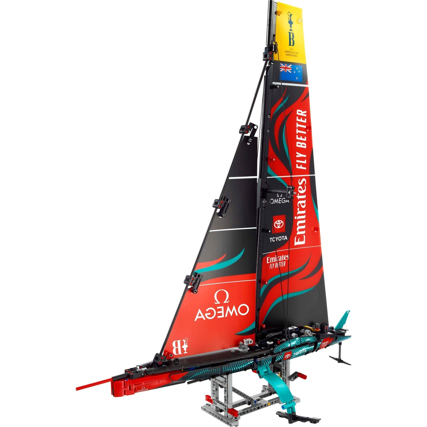 LEGO Technic 42174 - Iahtul Emirates Team New Zealand AC75 - set construit