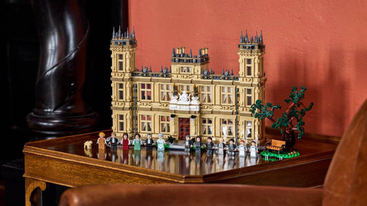LEGO Ideas Downton Abbey 21373 - lifestyle