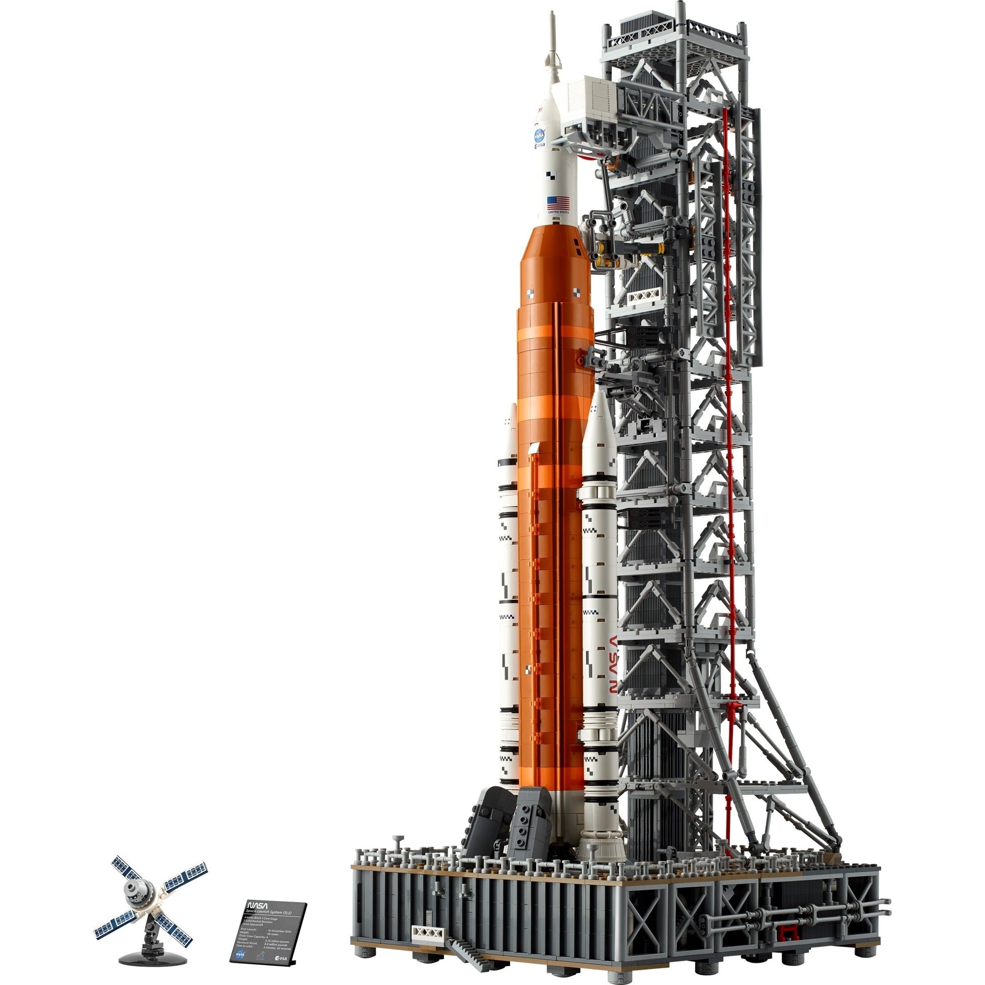 LEGO Icons 10341 - Sistemul de lansare spațială Artemis al NASA - set construit