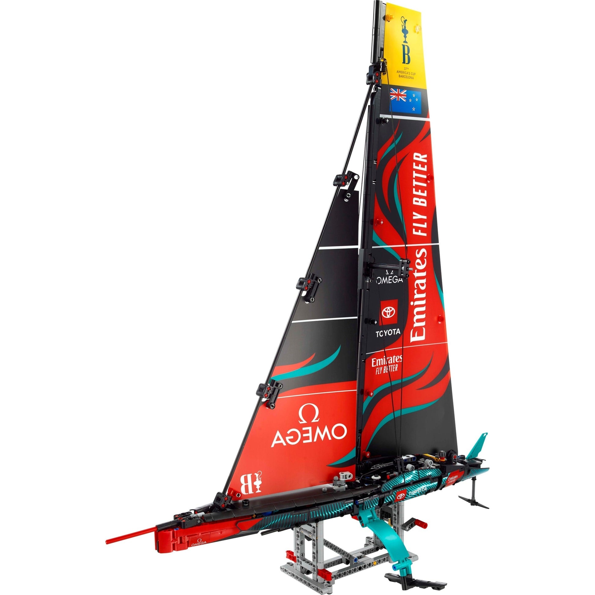 LEGO Technic 42174 - Iahtul Emirates Team New Zealand AC75 - set construit
