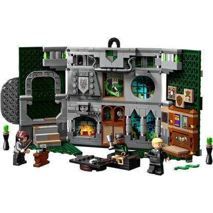 LEGO Harry Potter™ 76410 - Bannerul Casei Slytherin™ - set construit